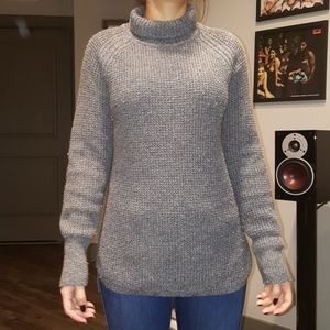 Banana Rebulic wool turtle neck